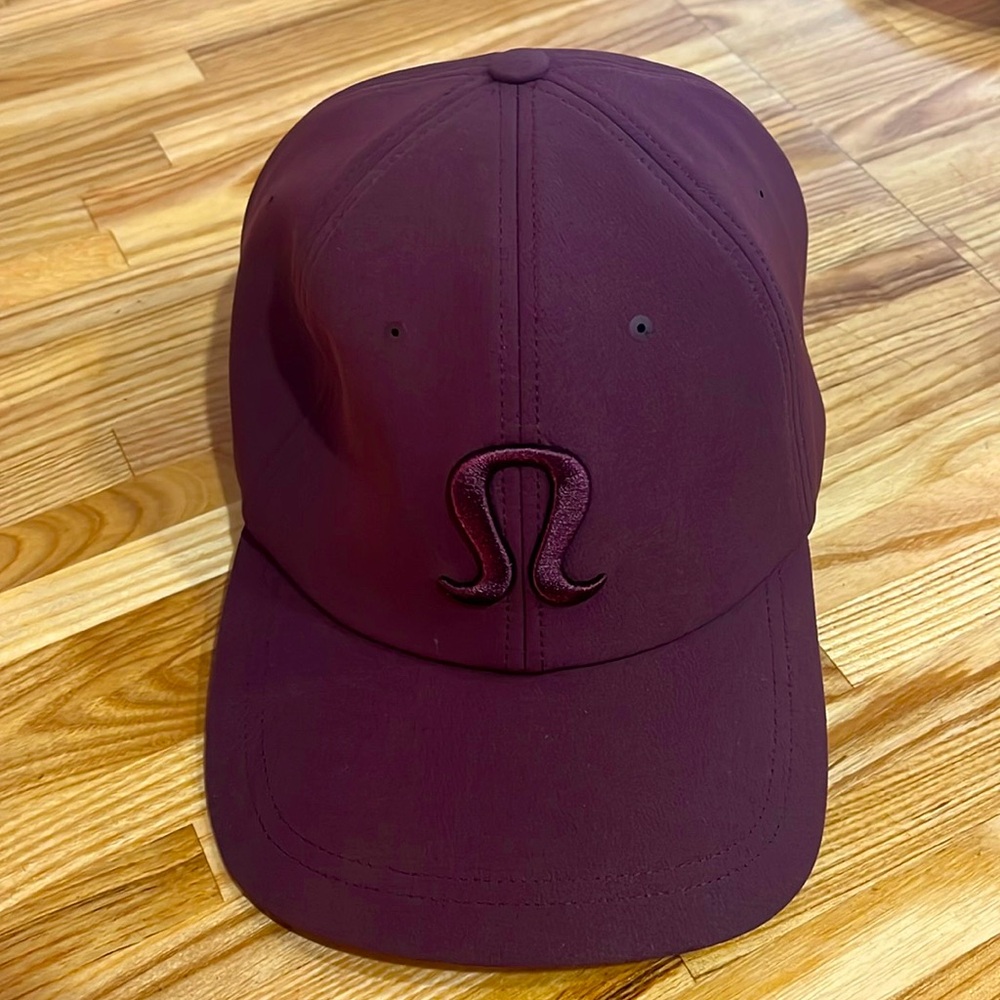 Lululemon SnapBack Hat